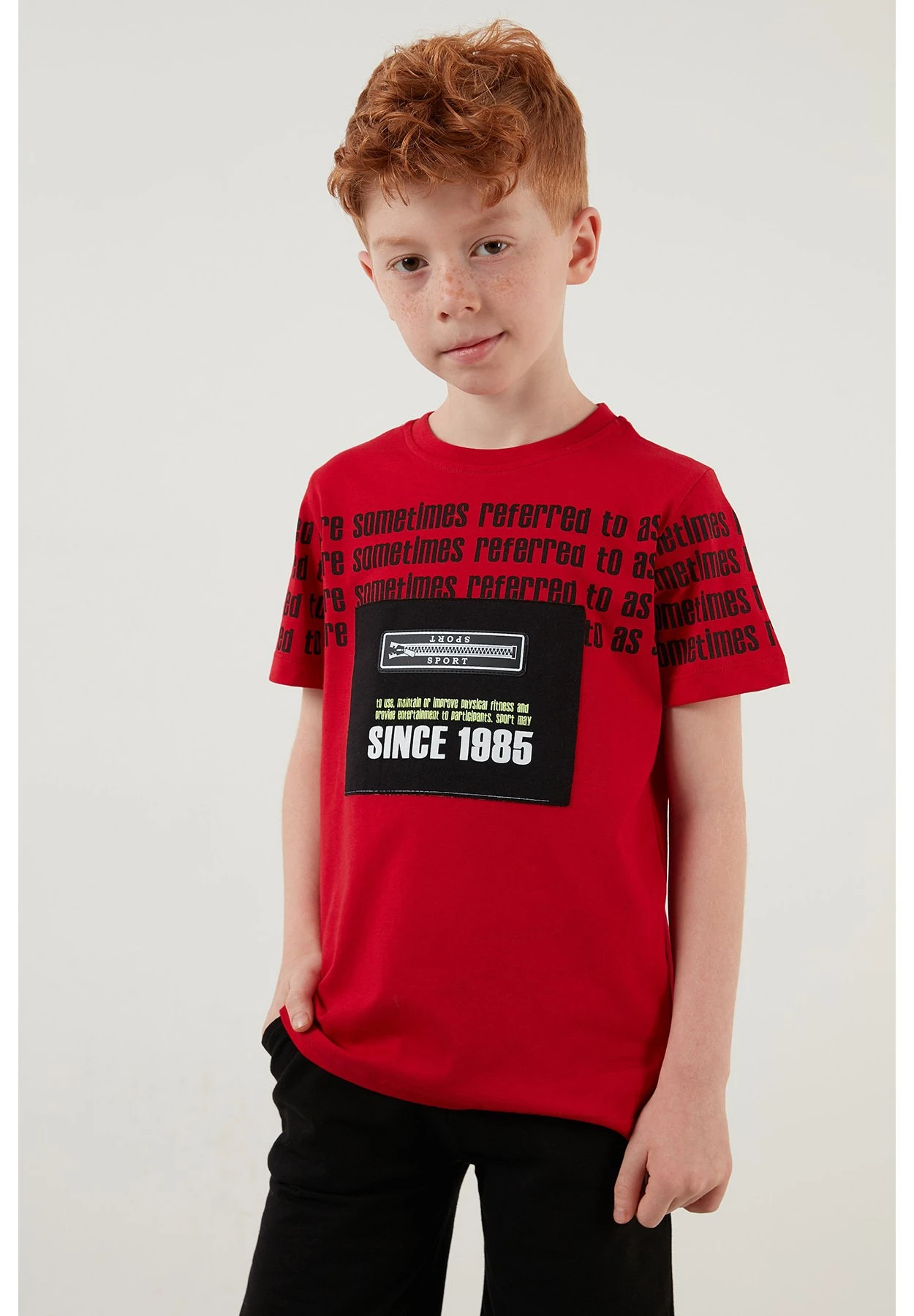 LELA Regular Fit Shorts And T-Shirt - Shorts - Red - Afbeelding 4